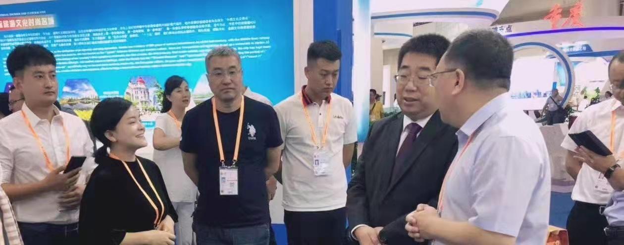 �м��쵼�ι�ѯ��FMOOXƷ�����